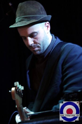 The Fonxionaires (CH) - Noels Ballroom, Leipzig 06. April 2012 (9).JPG